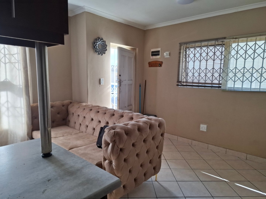 1 Bedroom Property for Sale in Silversands Western Cape